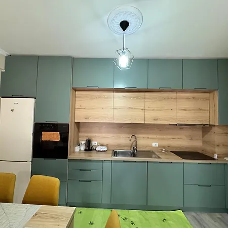 Cozy 2br In Lägenhet *