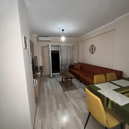 Cozy 2br In Lägenhet *